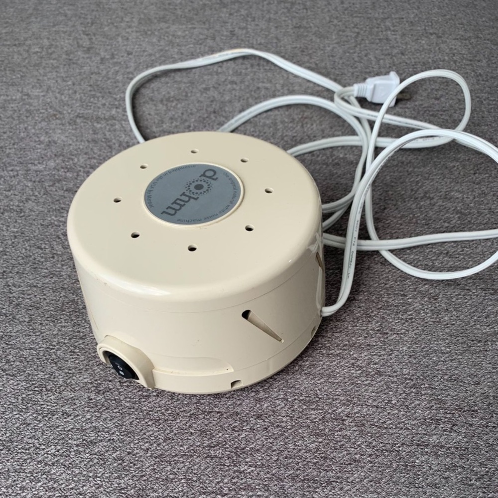 Dohm white noise maker
